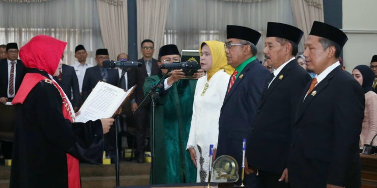 Empat Pimpinan DPRD Kuningan Periode 2024-2029 Resmi Dilantik