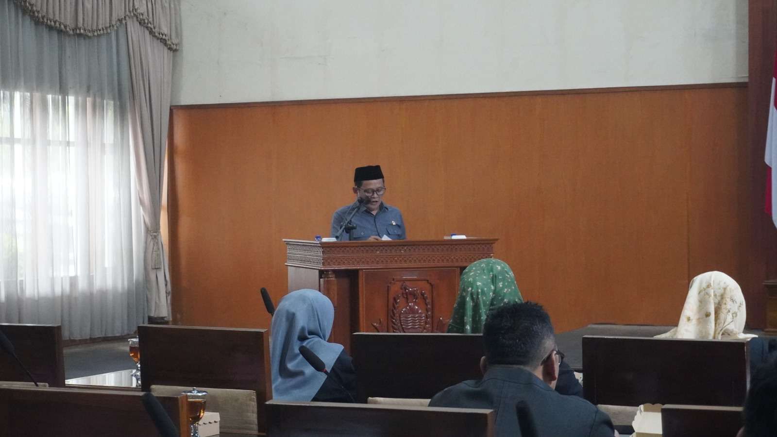 DPRD Kuningan Dorong Perda Pengendalian Plastik Sekali Pakai