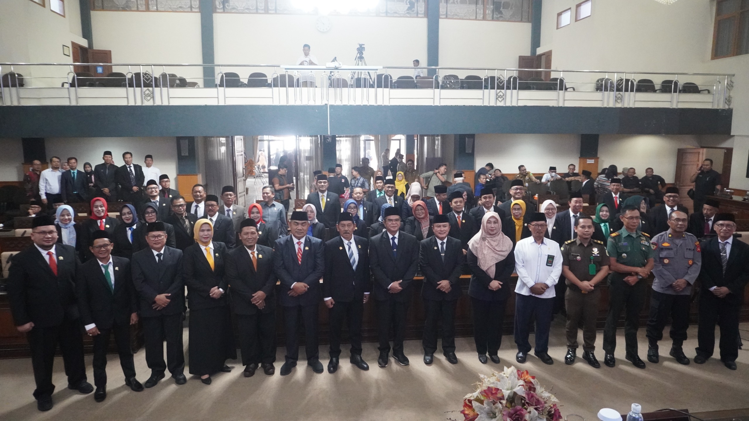 Rapat Paripurna DPRD Kabupaten Kuningan - Penetapan Pasangan Calon Bupati dan Wakil Bupati