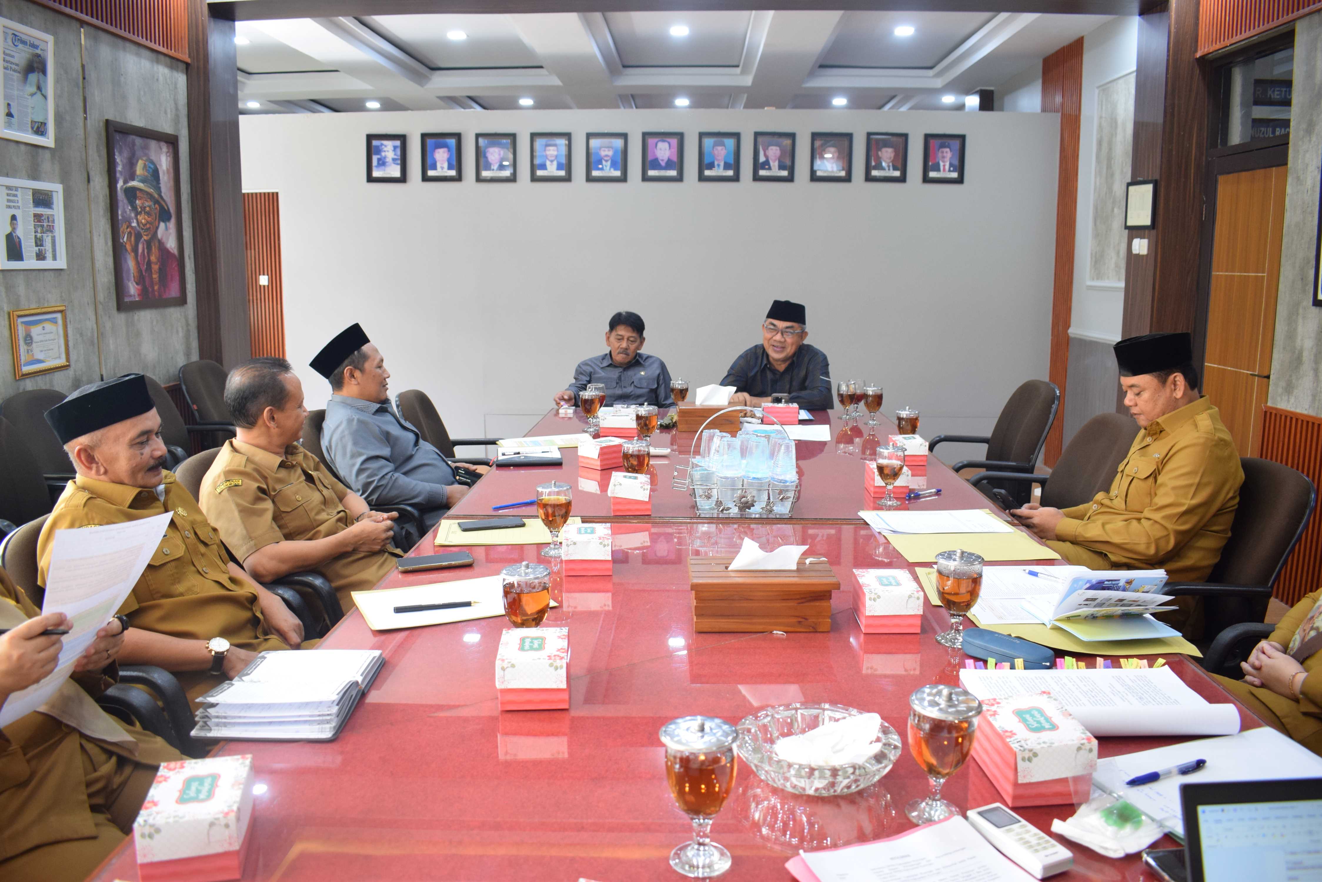 Rapat Pimpinan DPRD Kabupaten Kuningan - Membahas Jadwal Kegiatan DPRD Caturwulan III (Bulan Mei) Masa Persidangan Tahun 2025